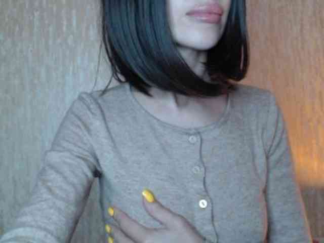 NoraSweet webcam