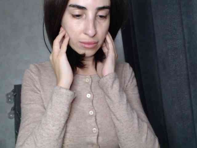 NoraSweet webcam