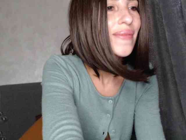 NoraSweet webcam