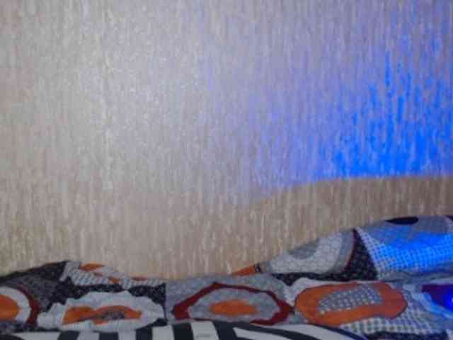 NoraSweet webcam
