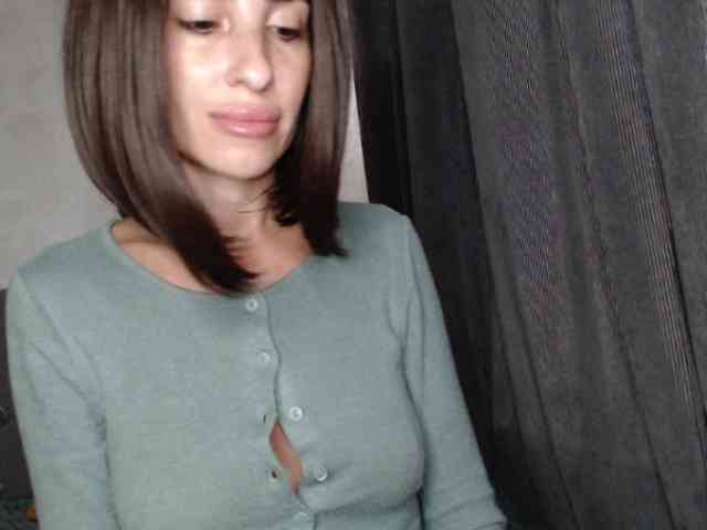 NoraSweet webcam