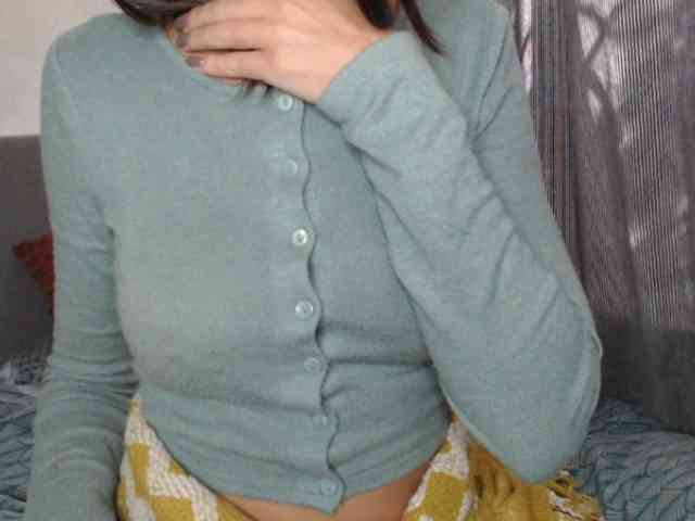 NoraSweet webcam