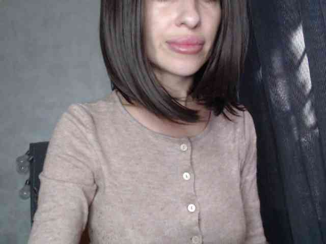 NoraSweet webcam
