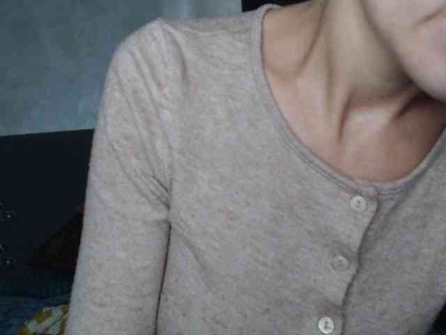 NoraSweet webcam