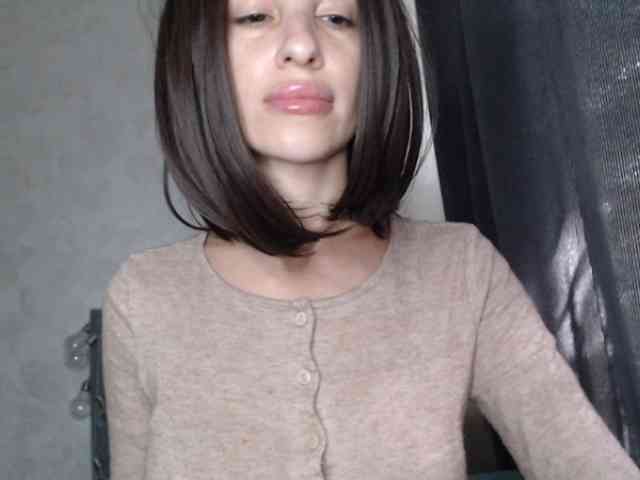 NoraSweet webcam