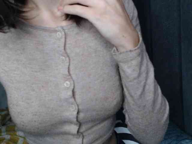 NoraSweet webcam