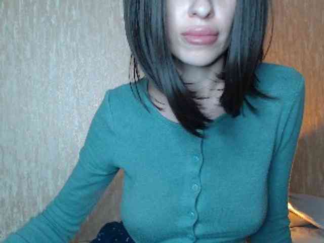 NoraSweet webcam