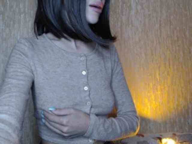 NoraSweet webcam