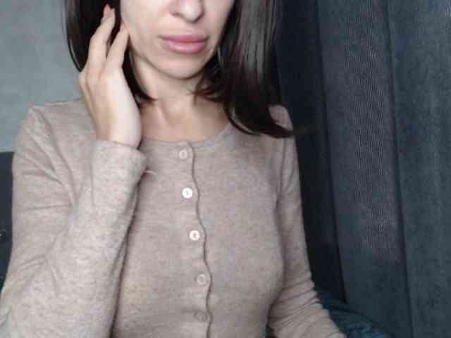 NoraSweet webcam