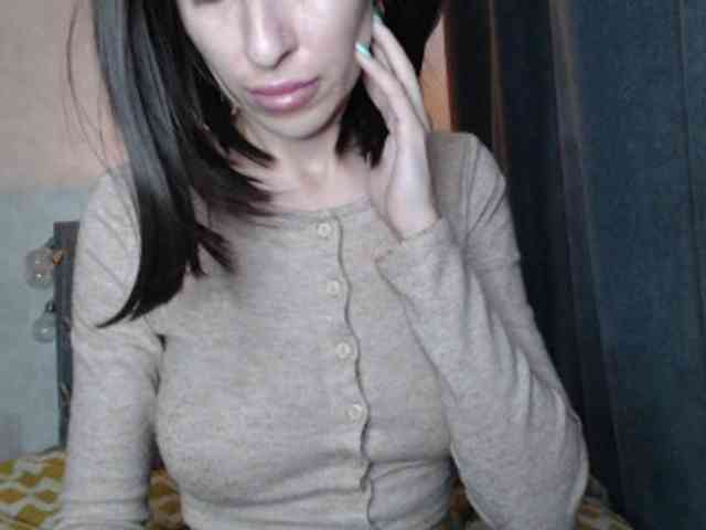 NoraSweet webcam