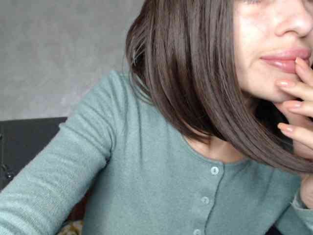 NoraSweet webcam