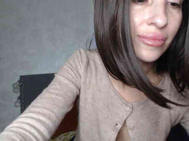 NoraSweet webcam