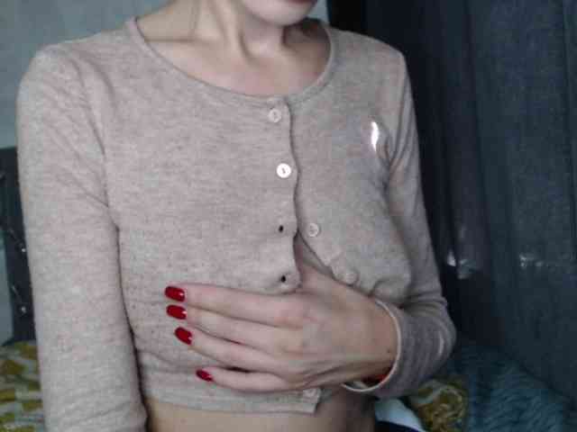 NoraSweet webcam