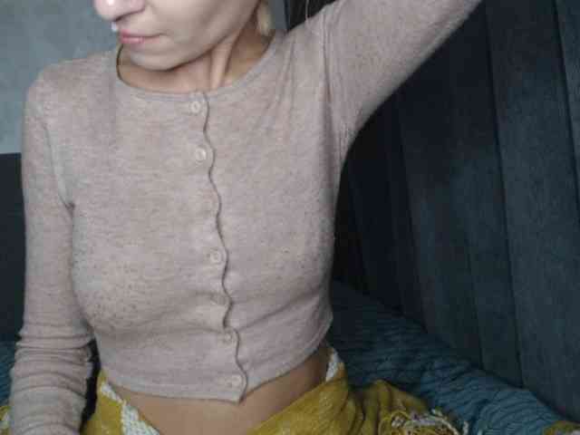 NoraSweet - Girl 