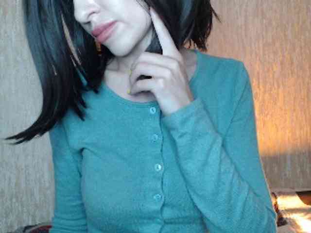 NoraSweet webcam