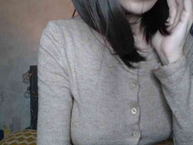NoraSweet webcam