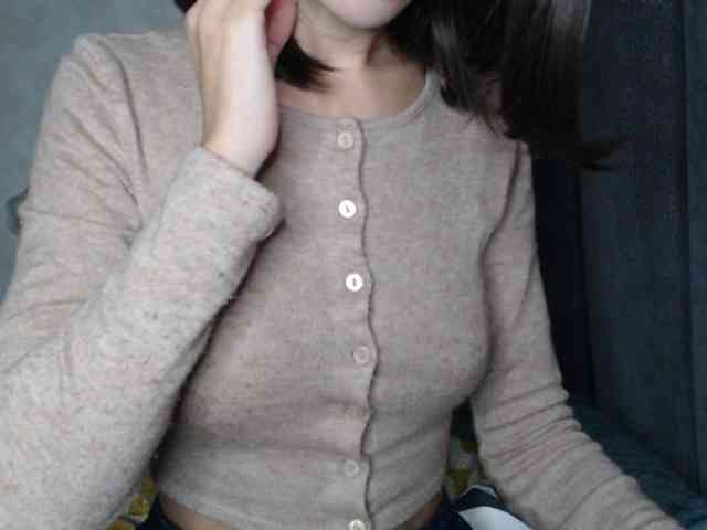 NoraSweet webcam