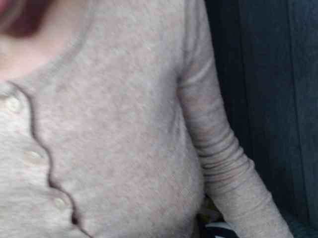 NoraSweet webcam