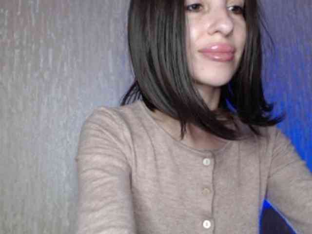 NoraSweet webcam