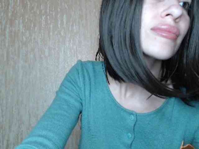 NoraSweet webcam