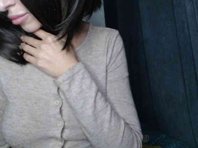 NoraSweet webcam