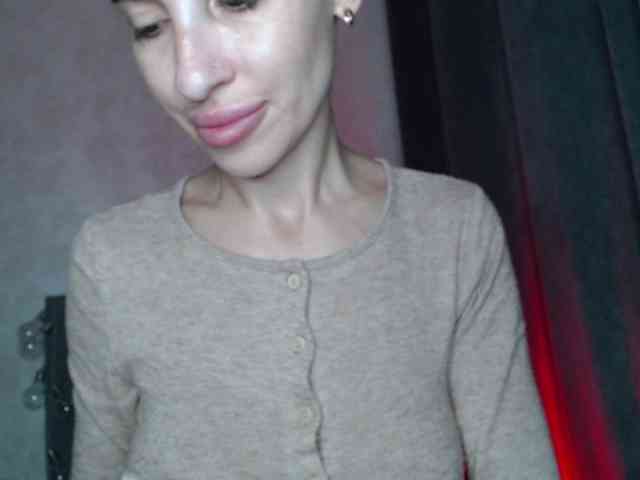 NoraSweet webcam