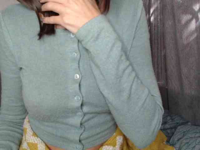 NoraSweet webcam