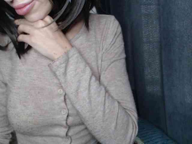 NoraSweet webcam