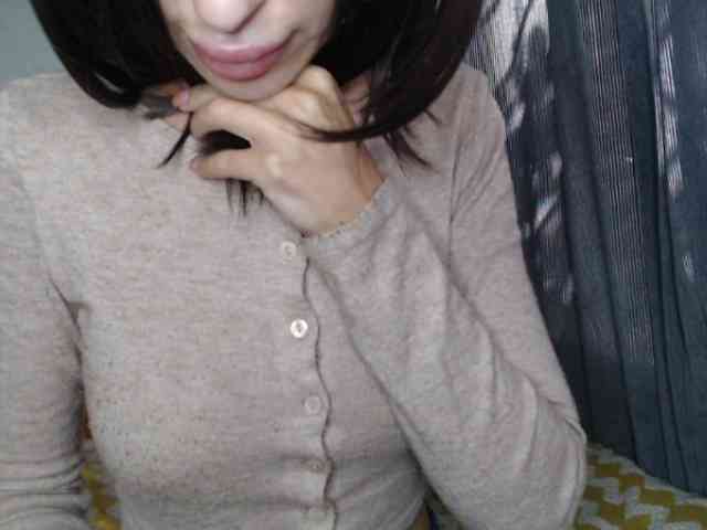 NoraSweet webcam