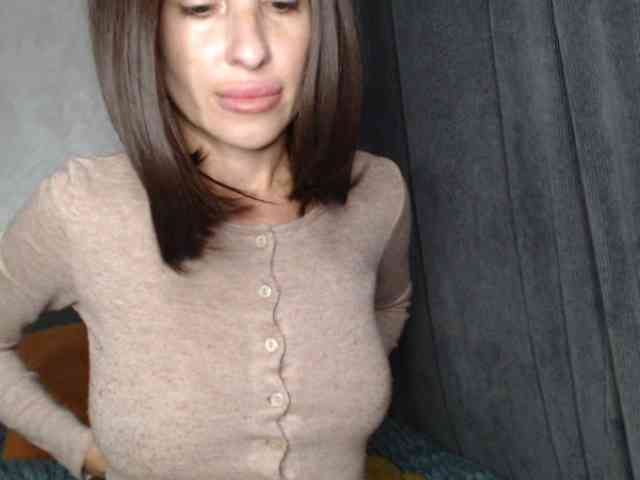NoraSweet webcam