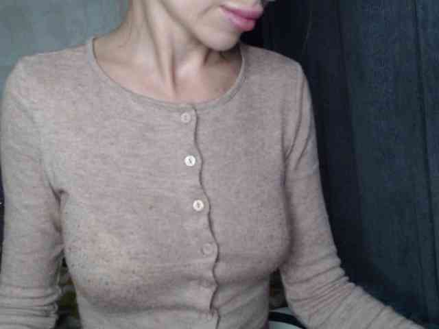 NoraSweet webcam