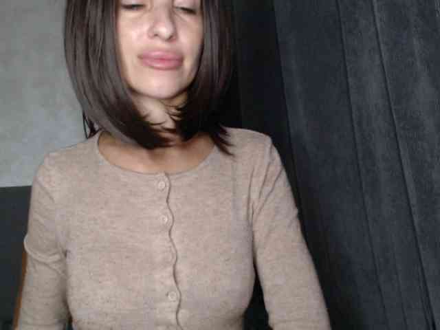 NoraSweet webcam
