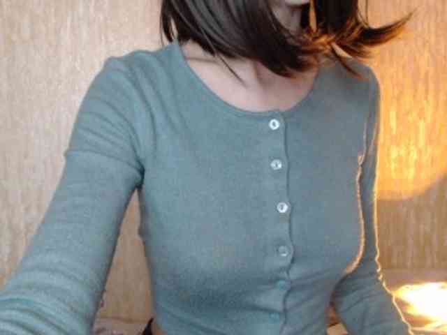 NoraSweet webcam