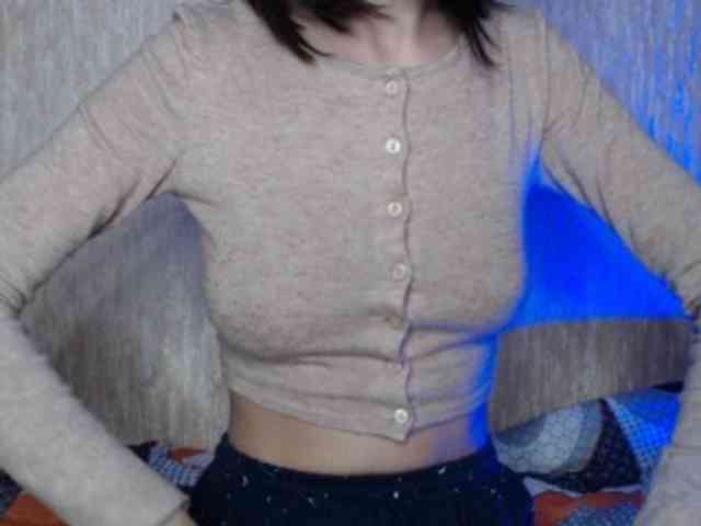 NoraSweet webcam