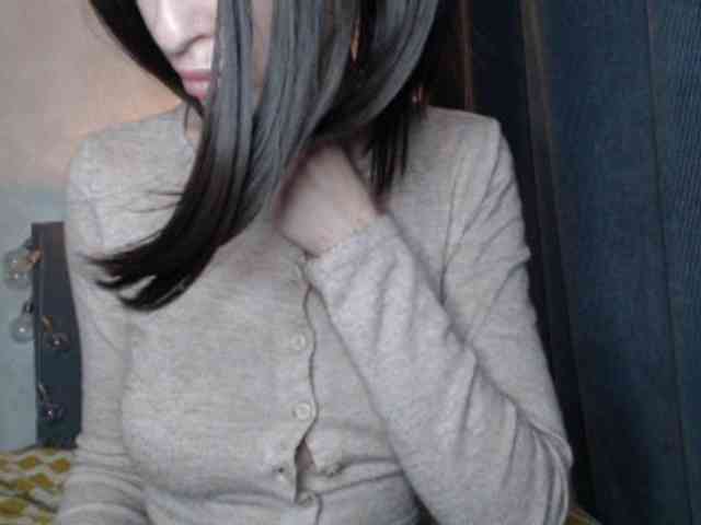 NoraSweet webcam