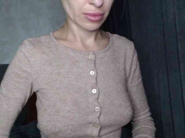 NoraSweet webcam
