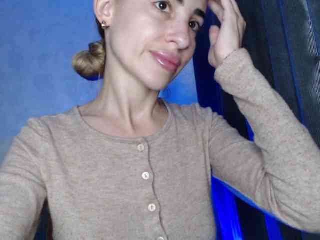 NoraSweet webcam