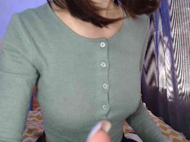 NoraSweet webcam