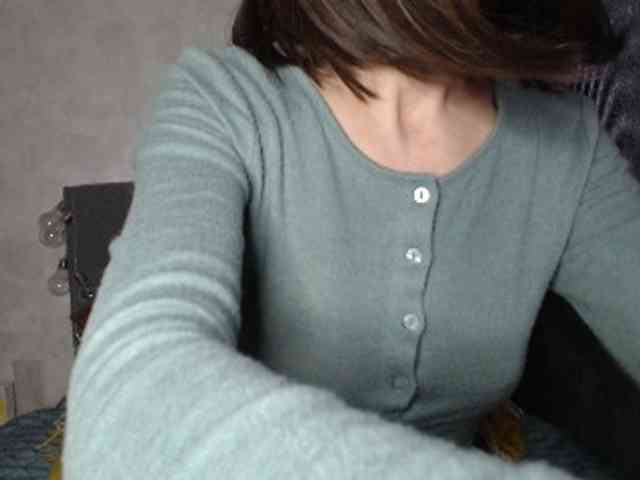 NoraSweet webcam