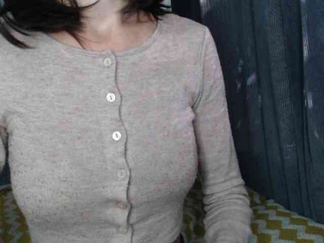 NoraSweet webcam