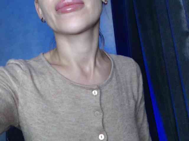 NoraSweet webcam