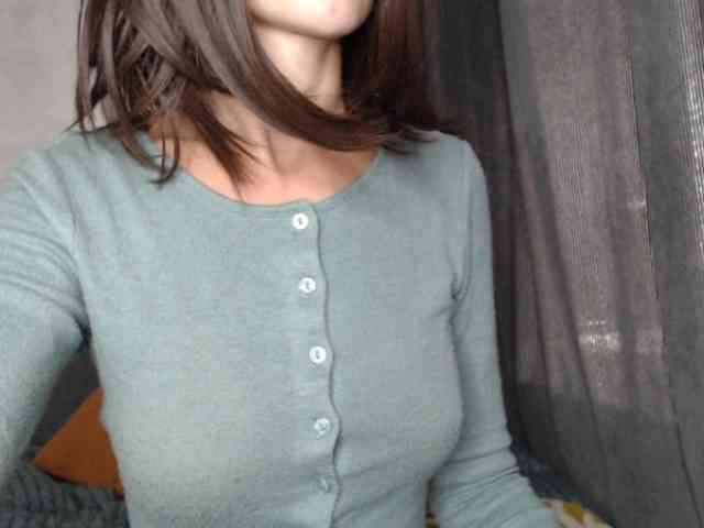 NoraSweet webcam