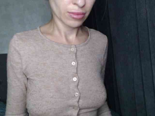 NoraSweet webcam