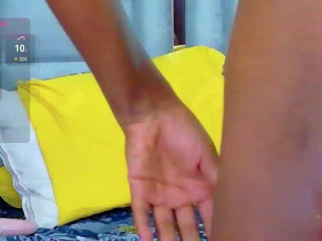 tightlittleebony