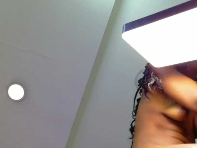 tightlittleebony