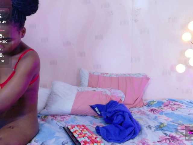 tightlittleebony