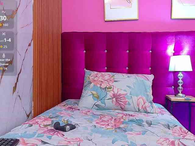 tightlittleebony webcam