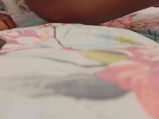 tightlittleebony