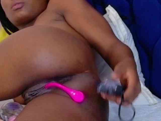 tightlittleebony Live Webcam on BongaCams
