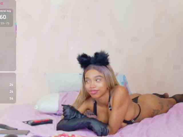 tightlittleebony webcam
